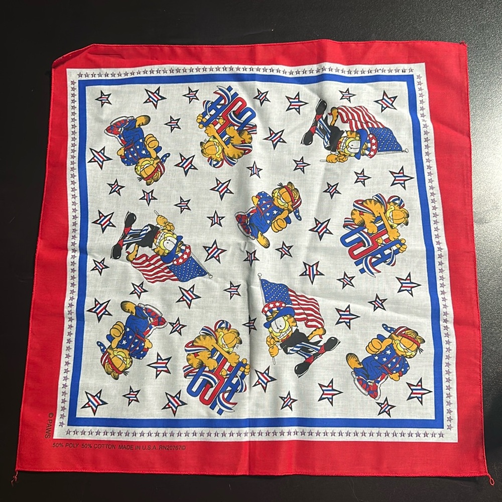 Vintage PAWS Garfield Patriotic Bandana